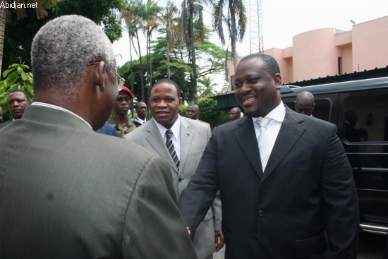 Sortie de crise : Le processus dans un flou artistique